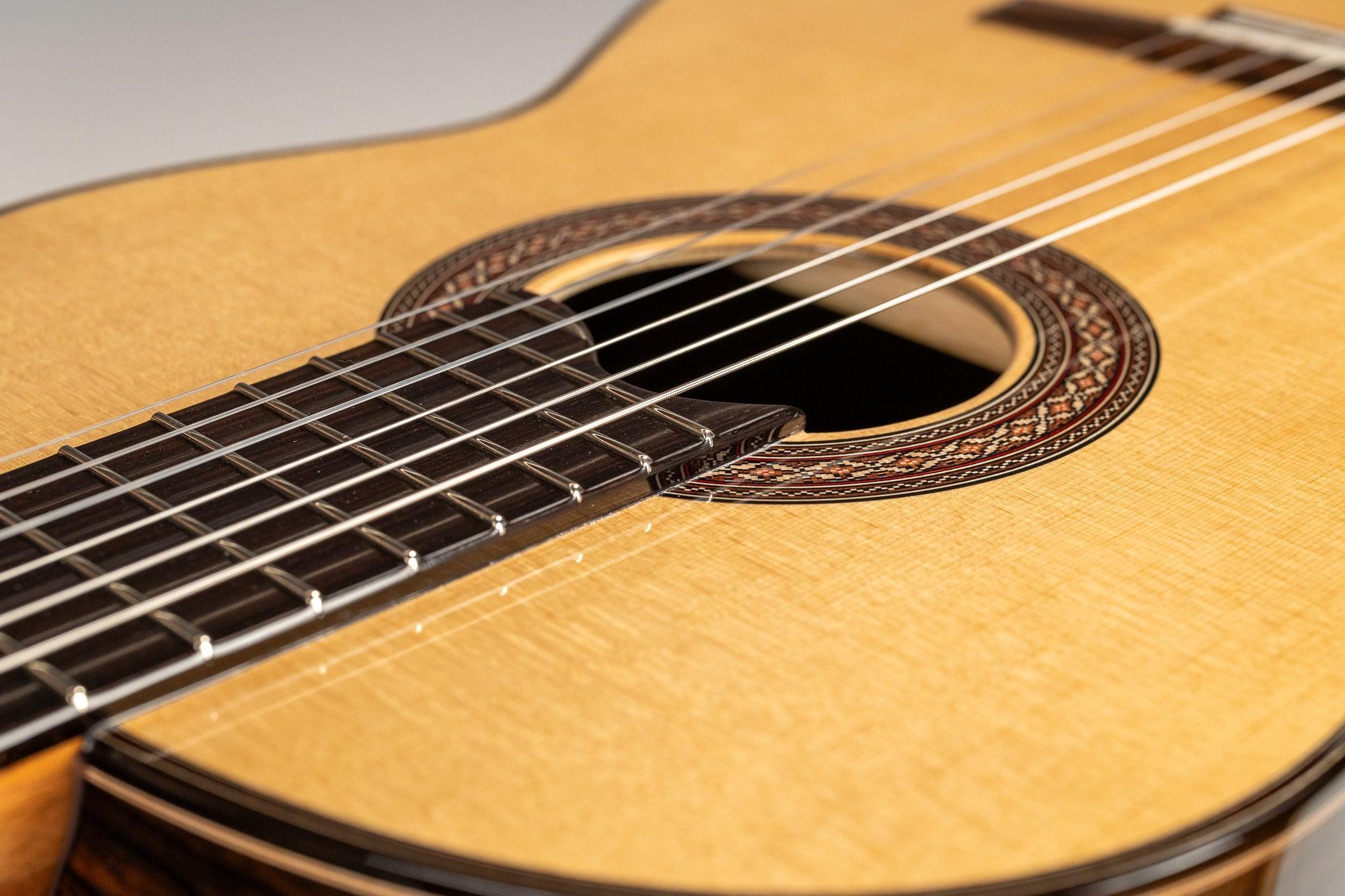 Hanika HE Double Top Custom - Spruce Top Classical Guitar