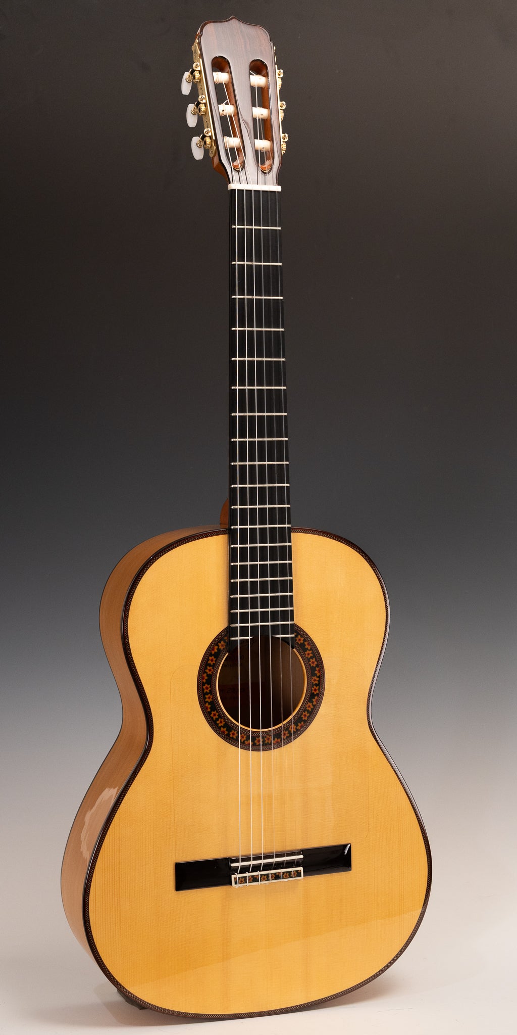 Ramirez Estudio 140 Flamenca Blanca - Flamenco Guitar