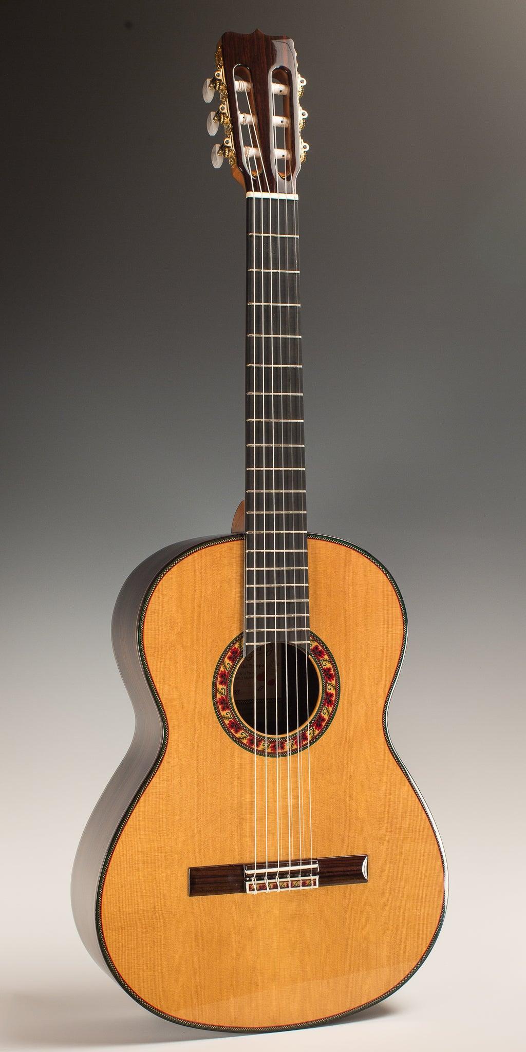 Ramirez Guitarra Del Tiempo Cedar Classical Guitar