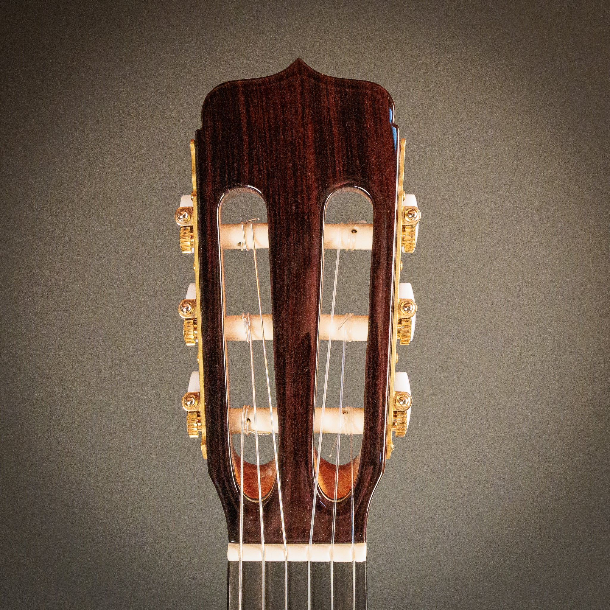 Ramirez Estudio 140 Cedar Top Classical Guitar